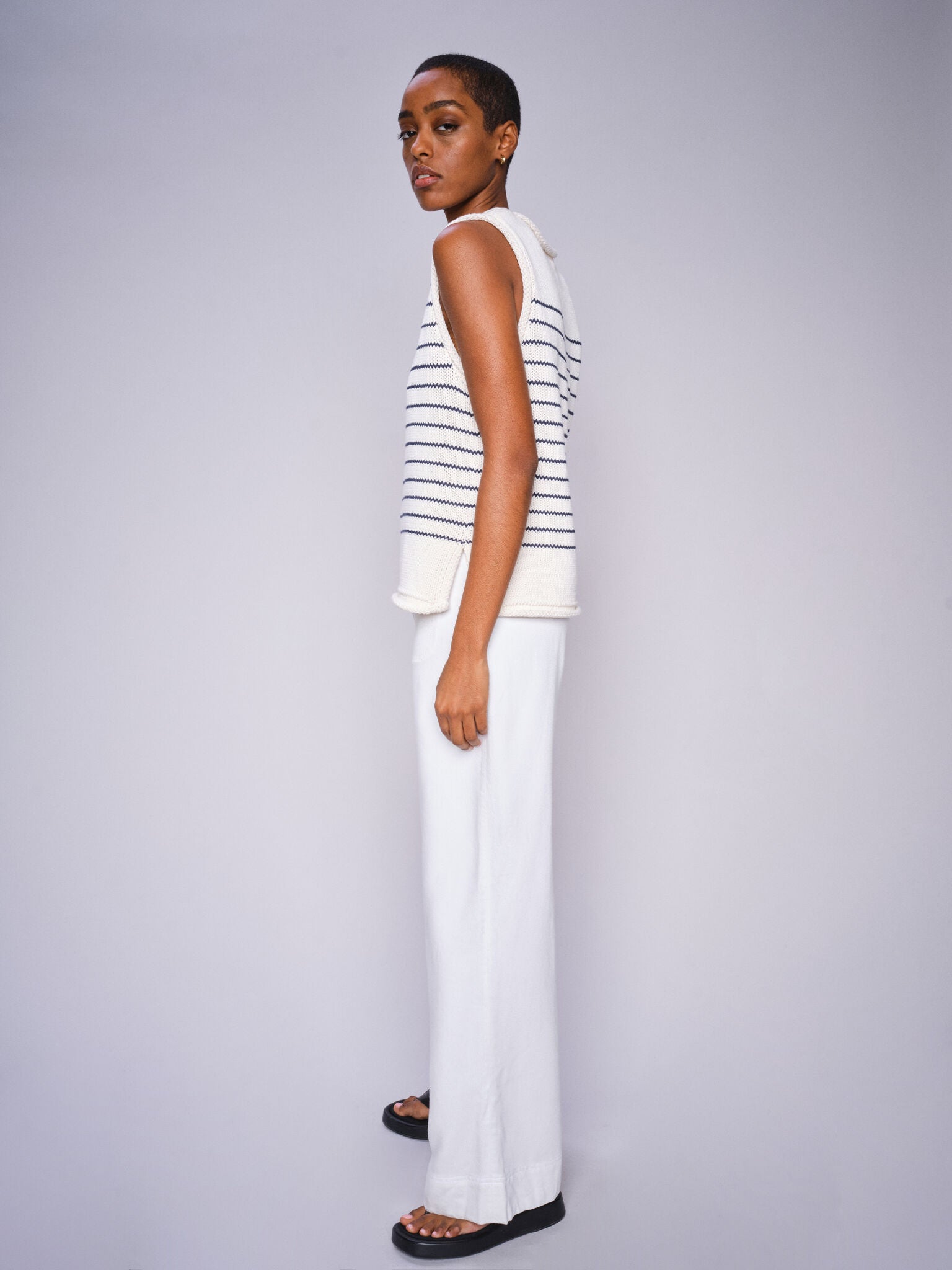 Modelshot / Ecru / Detail